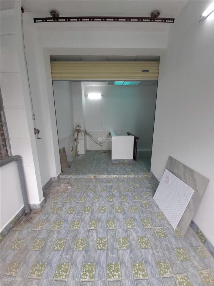 Nhà tứ hiệp nhỏ mà có võ  5 tầng, 4 phòng ngủ, giếng trời cực thoáng, ở sướng trong tầm tài chính!