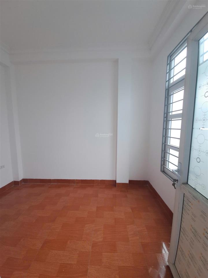 Nhà tứ hiệp nhỏ mà có võ  5 tầng, 4 phòng ngủ, giếng trời cực thoáng, ở sướng trong tầm tài chính!