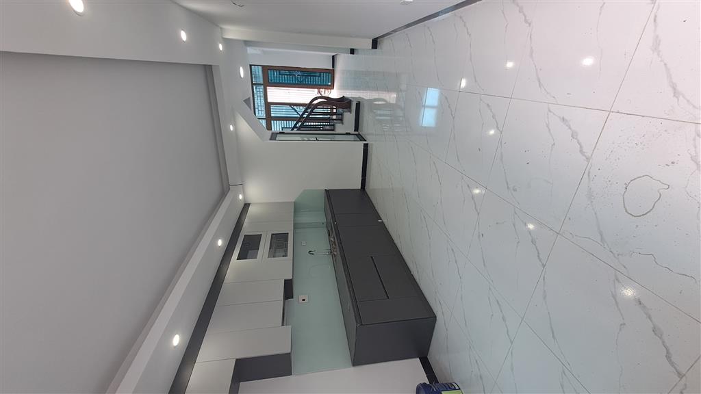 Bán nhà Vĩnh Trung, 43m² x 5 tầng, ô tô vào nhà, giá 5 tỷ