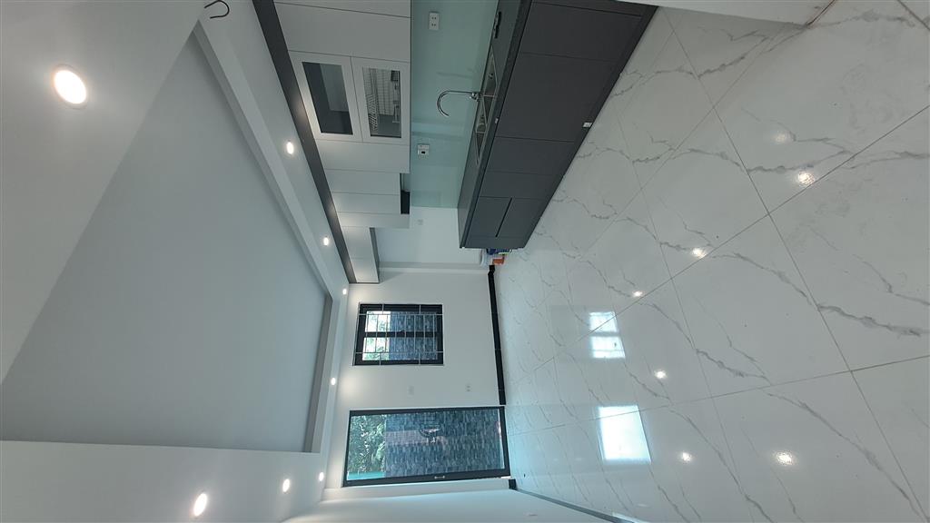 Bán nhà Vĩnh Trung, 43m² x 5 tầng, ô tô vào nhà, giá 5 tỷ