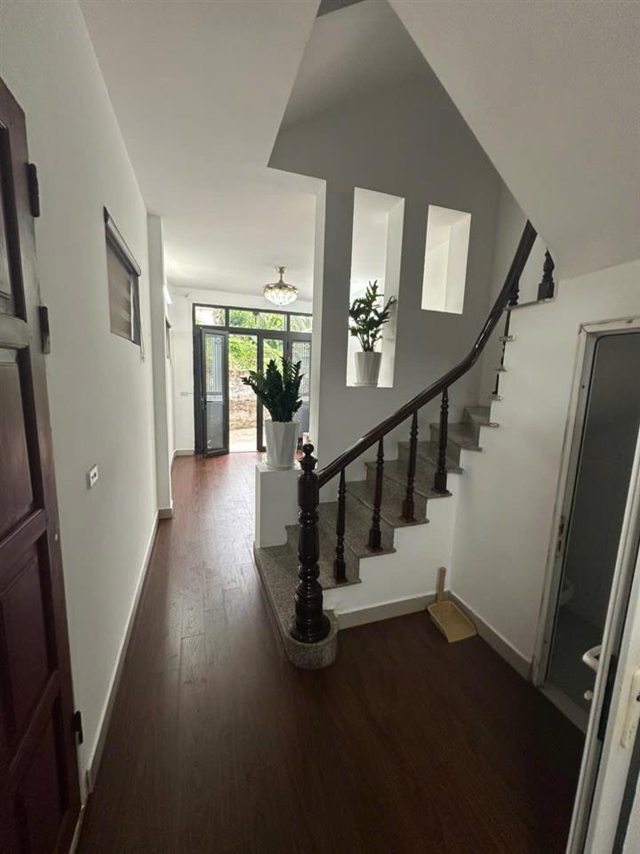 Bán nhà Đại Áng 48,5m² x 4 tầng lô góc, giá 5,5 tỷ.
