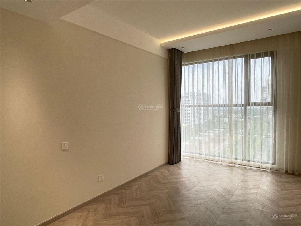 Bán căn 3pn2wc 97m2 sổ sẵn tại toà a lumiere boulevard tầng trung giá 8,5 tỷ