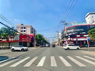 Cho thuê siêu góc mặt tiền kinh doanh nguyễn thị thập. quận 7