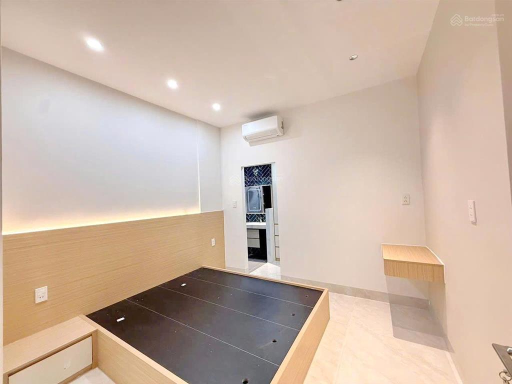 Nhà phố căn góc nhà 2 mặt tiền hoàng sa quận 1