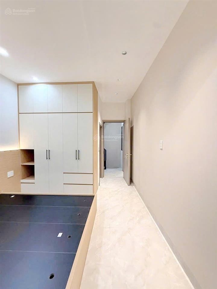 Nhà phố căn góc nhà 2 mặt tiền hoàng sa quận 1