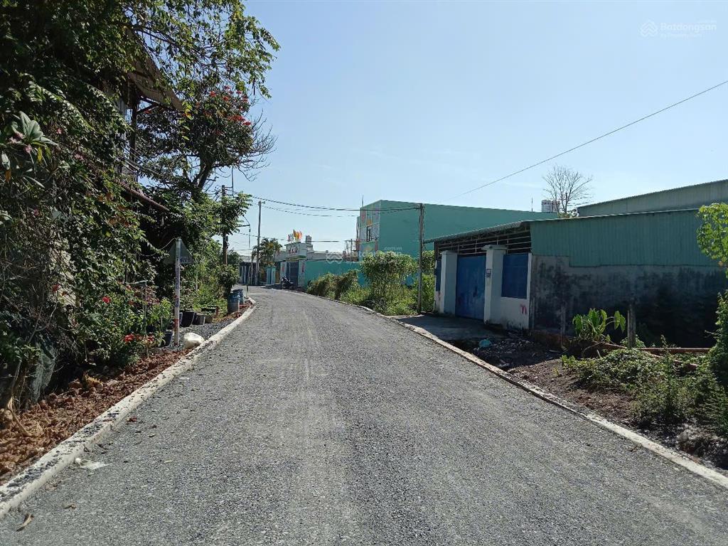Xưởng mới 360 m2  xã tân phú trung  củ chi, cách nguyễn thị lắng 50m cách ql22 khoảng 500m