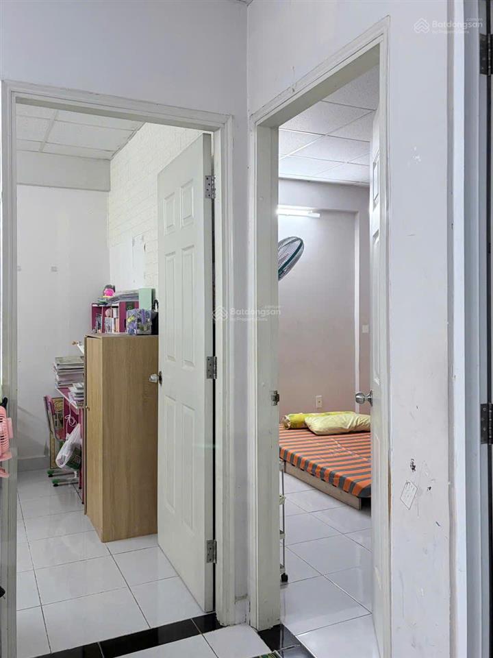 Chính chủ cần cho thuê căn hộ chung cư c7, dt 76m², vị trí giáp đường lê văn việt và man thiện