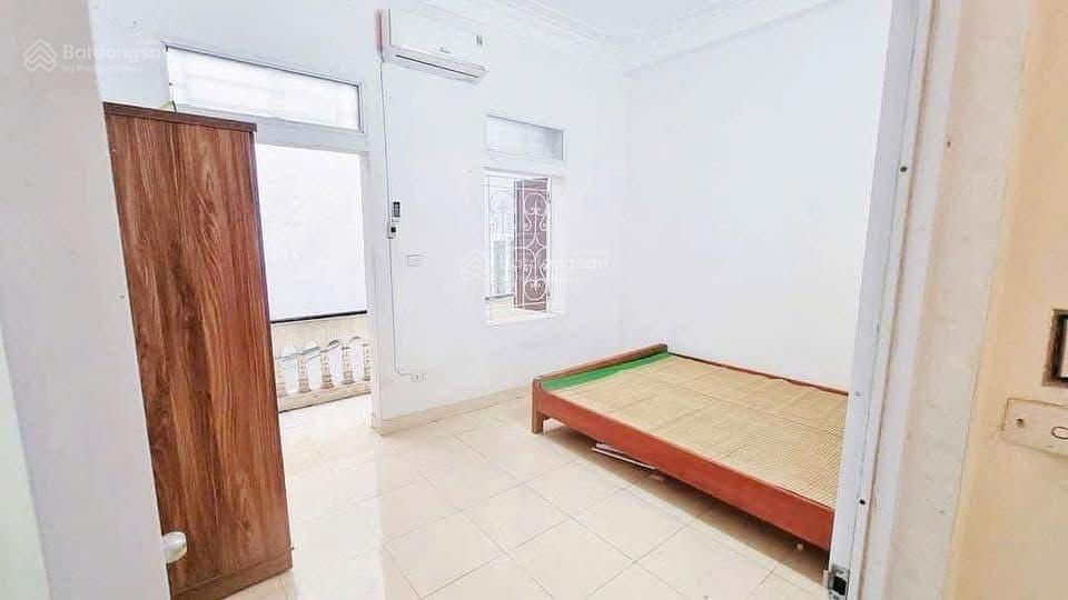 Cho thuê phòng ngõ 68 triều khúc 1,4tr/th khép kín