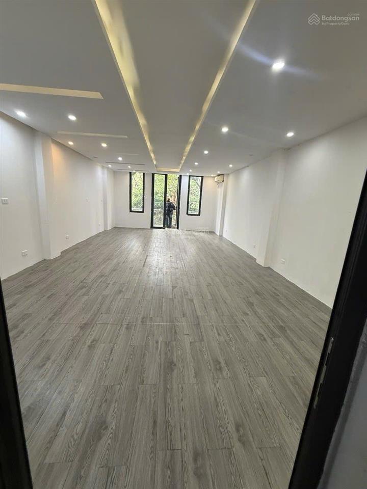 Sàn vp mặt phố võ văn dũng hoàng cầu 55 m2 giá 10.5 triệu 0389 930 ***