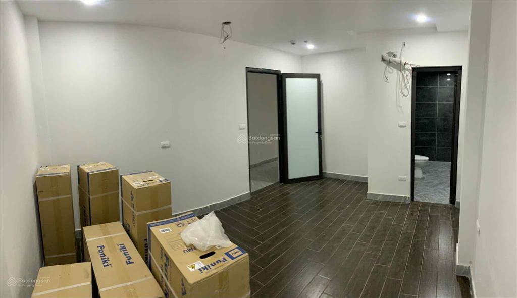 Cho thuê vp giá rẻ mới 100% phố phương mai  cạnh viện da liễu, bạch mai, việt pháp 110m2  16 tr