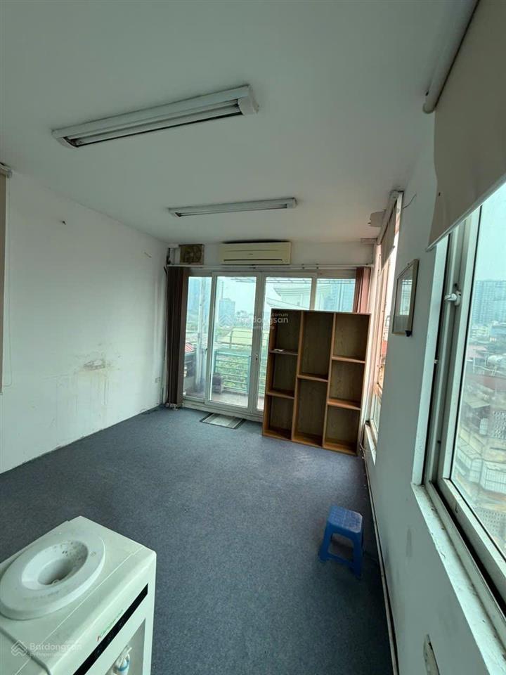 Hot sàn văn phòng nguyên hồng  huỳnh thúc kháng đủ đồ đẹp 40 m2, 7.5 triệu 0389 930 ***