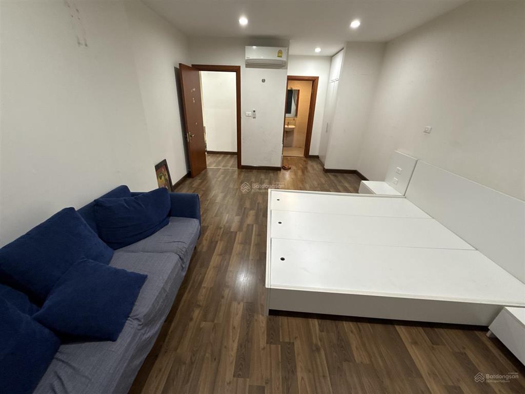 Chính chủ bán căn hộ goldmark city 121 m2 giá 10.2 tỷ 0389 930 ***