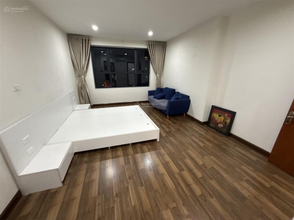 Chính chủ bán căn hộ goldmark city 121 m2 giá 10.2 tỷ 0389 930 ***