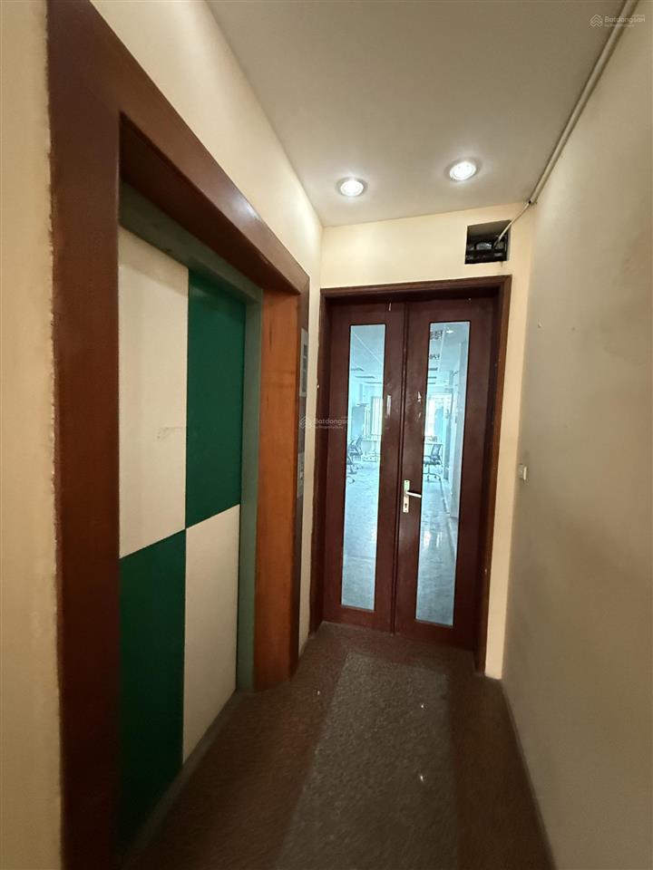Sàn đẹp đủ đồ nguyên hồng  huỳnh thúc kháng 40 m2  7.5 triệu có thang máy