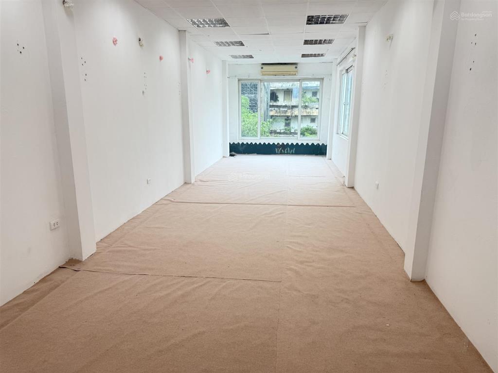 Chủ nhà cho thuê sàn văn phòng 14 huỳnh thúc kháng  nguyên hồng 50 m2 sử dụng 8,5 triệu