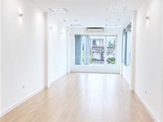 Chính chủ cho thuê tầng 5 làm vp kinh doanh online 50 m2 sử dụng 8,5 triệu 0389 930 ***