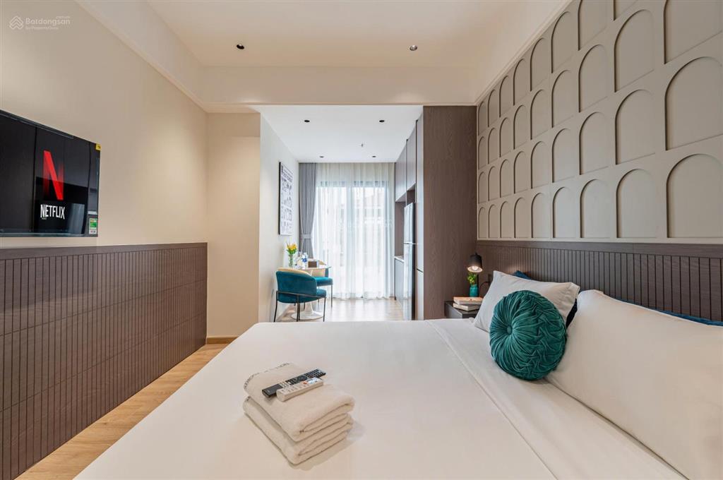Tòa căn hộ dịch vụ cao cấp đang khai thác dòng tiền 250  310 triệu/tháng, vị trí gần sân bay