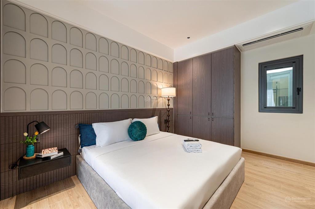 Tòa căn hộ dịch vụ cao cấp đang khai thác dòng tiền 250  310 triệu/tháng, vị trí gần sân bay