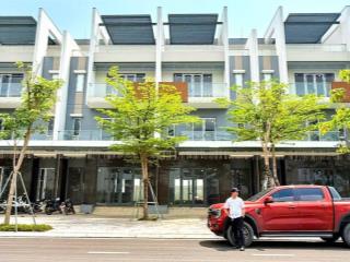 Nhà phố 3 tầng mặt nằm trên trục đường hoàng quốc việt , chỉ 1,8 tỷ