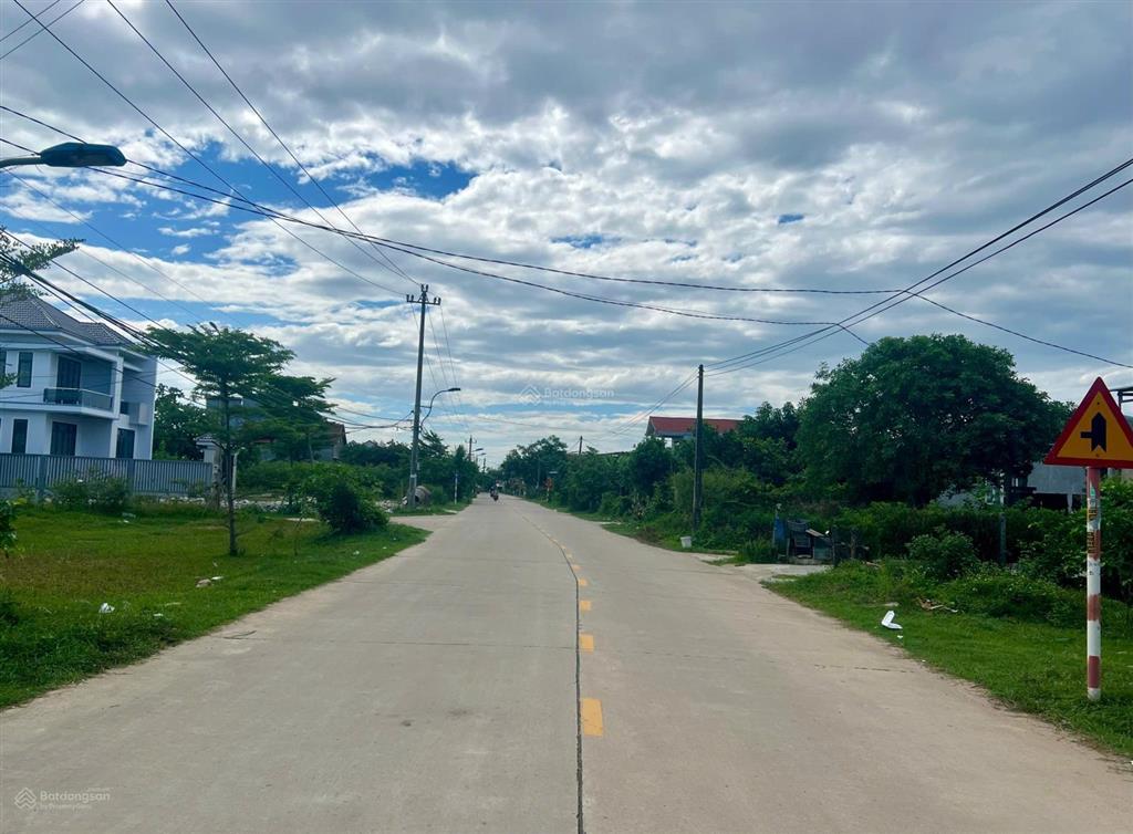 Bán đất thuỷ thanh gần chợ cầu ngoài 1km , gần uỷ ban thanh thuỷ , giá đầu tư