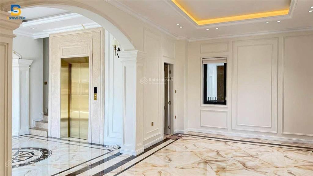 Biệt thự phú xuân với thiết kế tân cổ điển 4 tầng