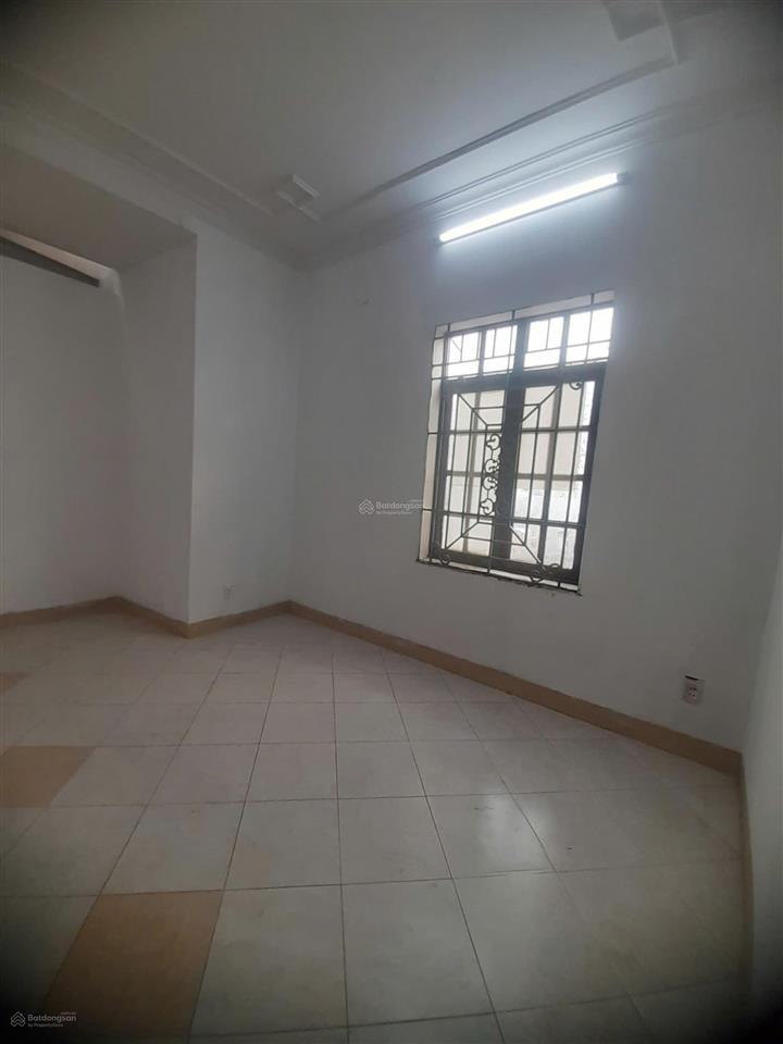 Hàng hiếm, chính chủ bán nhà riêng 150m2 ở nguyễn hữu cảnh, đi bộ 7p ra metro văn thánh