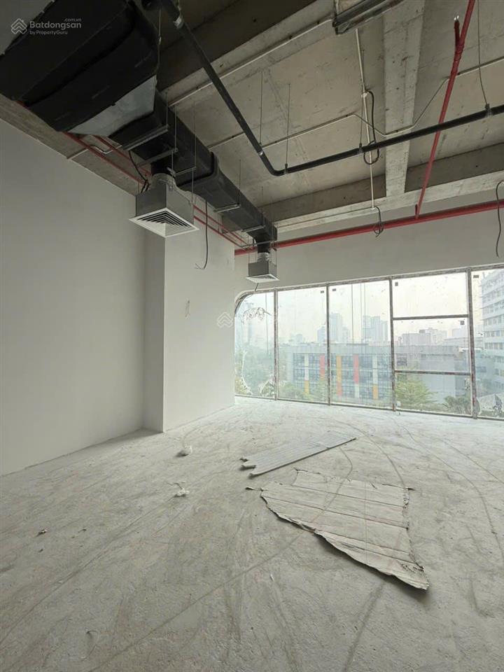 Cho thuê sàn tầng 3 tòa nhà goldmark city 500m2, giá 340 nghìn/m2/th ~ 12.5 usd/m2, 0977 227 ***