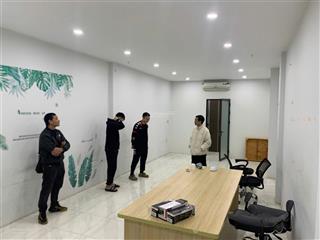 Cho thuê văn phòng 19 trần quang diệu 55 m2 giá 8 triệu. 0977 227 ***
