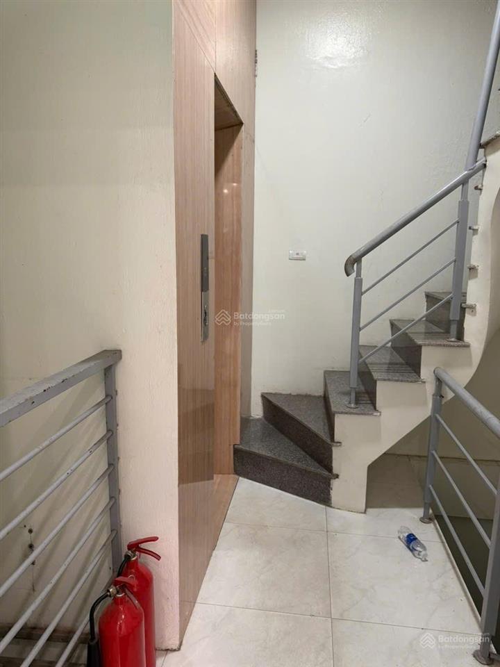 Sàn vp 25 võ văn dũng  61 hoàng cầu 55 m2 giá 8 triệu/tháng 0977 227 ***