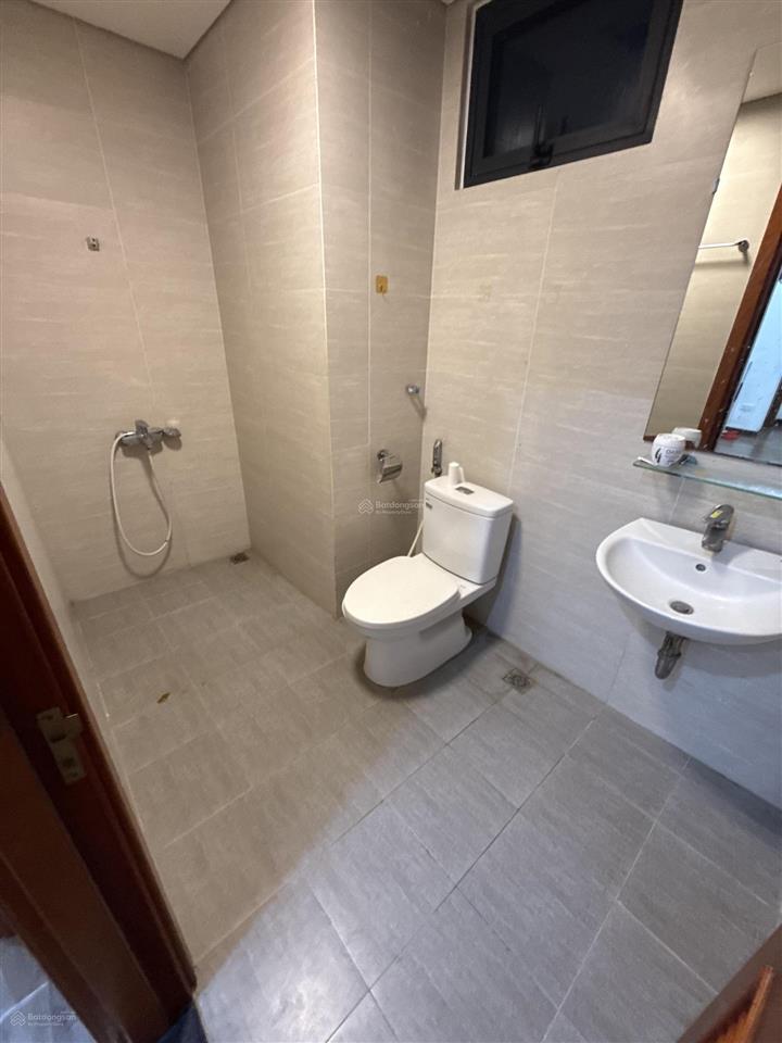 Chủ nhà cần cho thuê chcc goldmark city 136 hồ tùng mậu, 121 m2 khách mới hết hạn 16 tr