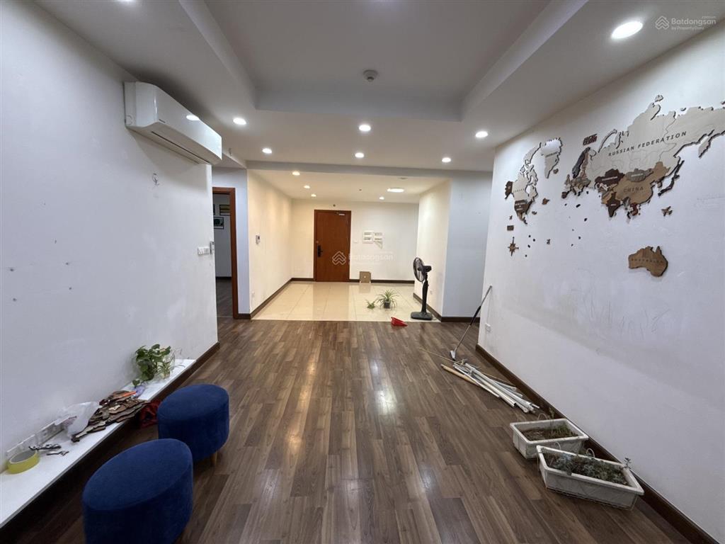 Chủ nhà cần cho thuê chcc goldmark city 136 hồ tùng mậu, 121 m2 khách mới hết hạn 16 tr