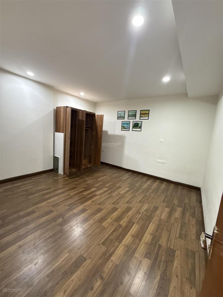 Chủ nhà cần cho thuê chcc goldmark city 136 hồ tùng mậu, 121 m2 khách mới hết hạn 16 tr