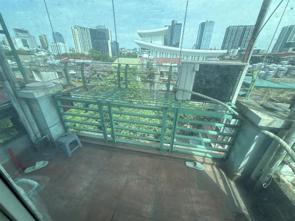 Chính chủ cho thuê vp 14 huỳnh thúc kháng full đồ 7.5 triệu dtsd 40 m2 có ban công 3 mặt thoáng đẹp