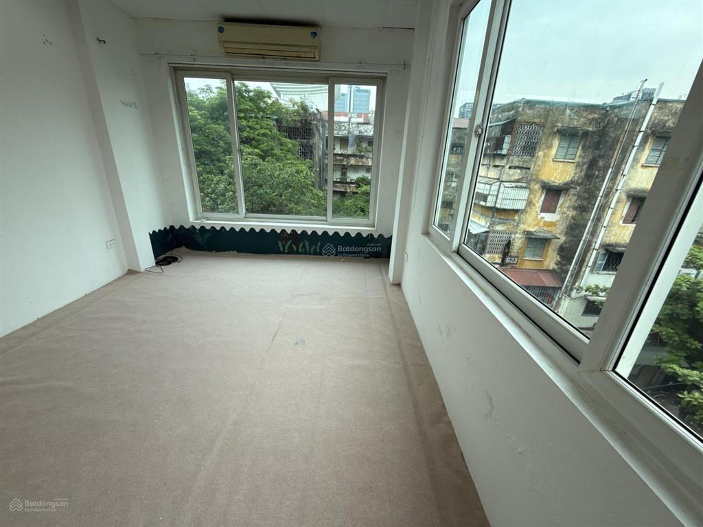 Chính chủ cho thuê văn phòng 14 huỳnh thúc kháng 65 m² giá 9 triệu 0977 227 ***