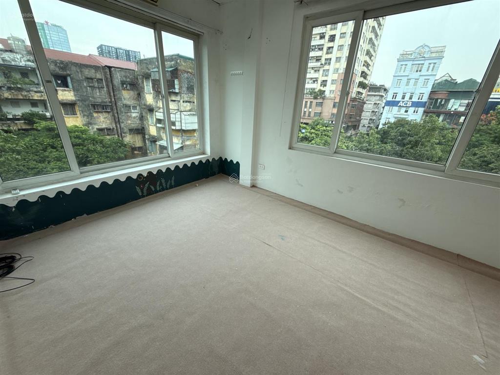Chính chủ cho thuê văn phòng 14 huỳnh thúc kháng 65 m² giá 9 triệu 0977 227 ***