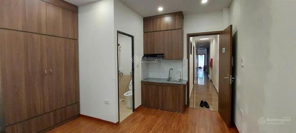 Bán tòa căn hộ dịch vụ 8 tầnghàm nghidòng tiền 200tr/ththang máy40 phòng1nhà ra phốfull phòng