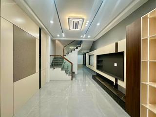 Chính chủ gửi bán căn nhà 3 tầng tại trung tâm đồng hoà , kiến an