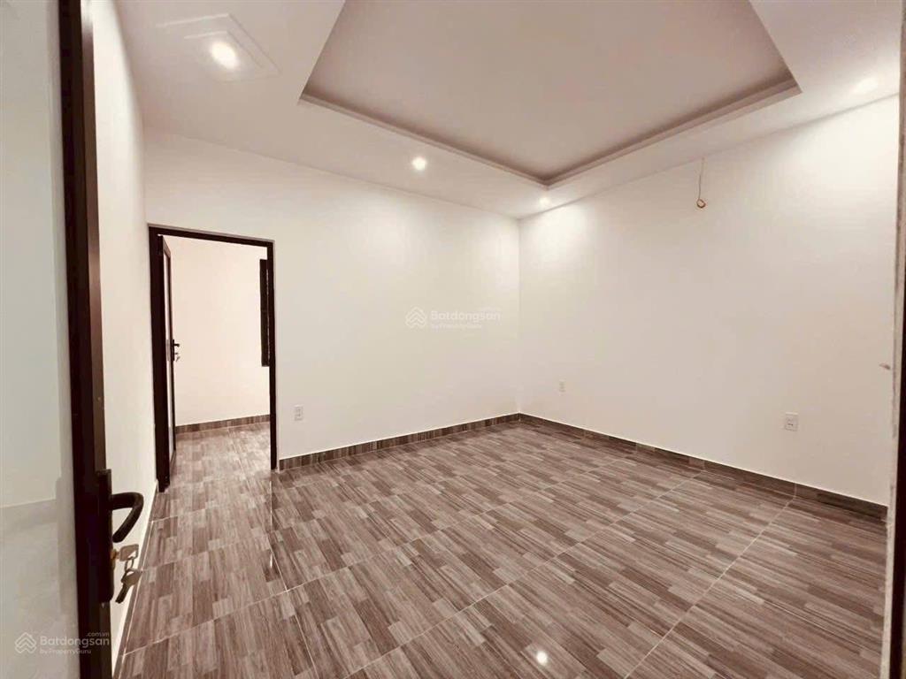 Cần bán căn nhà 3 tầng xây mới tại cựu viên , kiến an