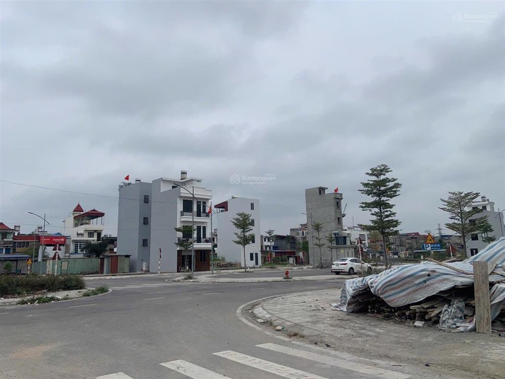 Bán lô đất tại tđc phương khê. ngay cầu niệm