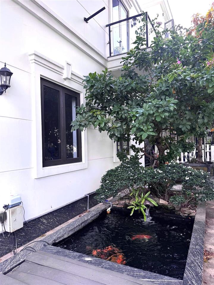 Bán shophouse căn góc vị trí đẹp sim city q9, hoàn thiện xịn, giá thỏa thuận