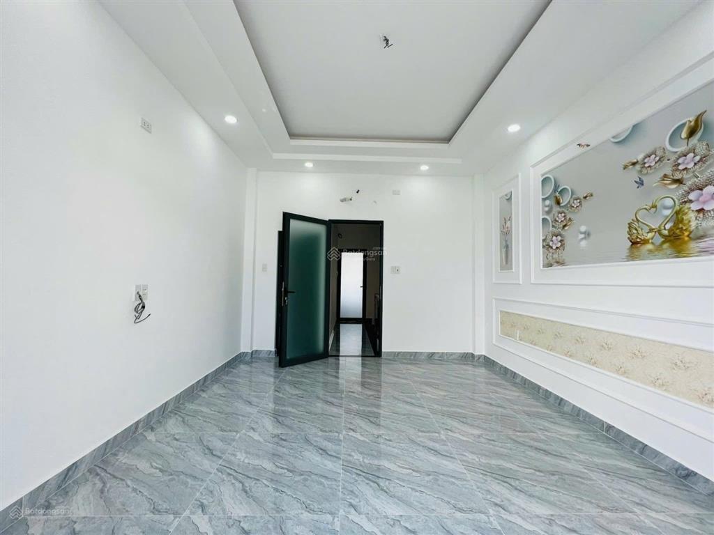 Bán nhà mặt phố tại tân thới hiệp 9, 9,1 tỷ, 76m2, 4 tầng, 6pn, 7wc