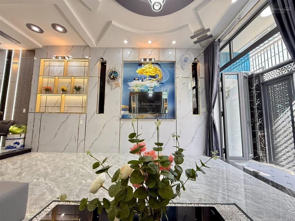 Bán nr tại trương thị hoa, 6,2 tỷ, 55m2, 4pn, 4wc, chính chủ, hot!