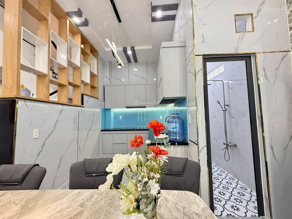 Bán nr tại trương thị hoa, 6,2 tỷ, 55m2, 4pn, 4wc, chính chủ, hot!