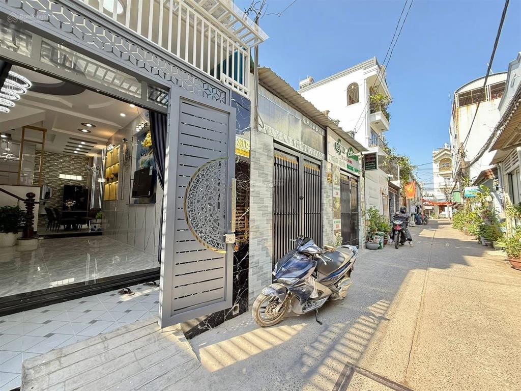 Bán nr tại trương thị hoa, 6,2 tỷ, 55m2, 4pn, 4wc, chính chủ, hot!