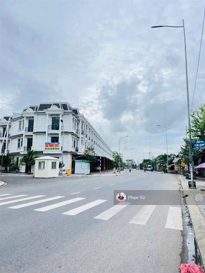 Bán nhà mặt tiền nguyễn thị khắp, dĩ an, 6tỷ999, 80m2, 4pn, 4wc,  0909 290 ***