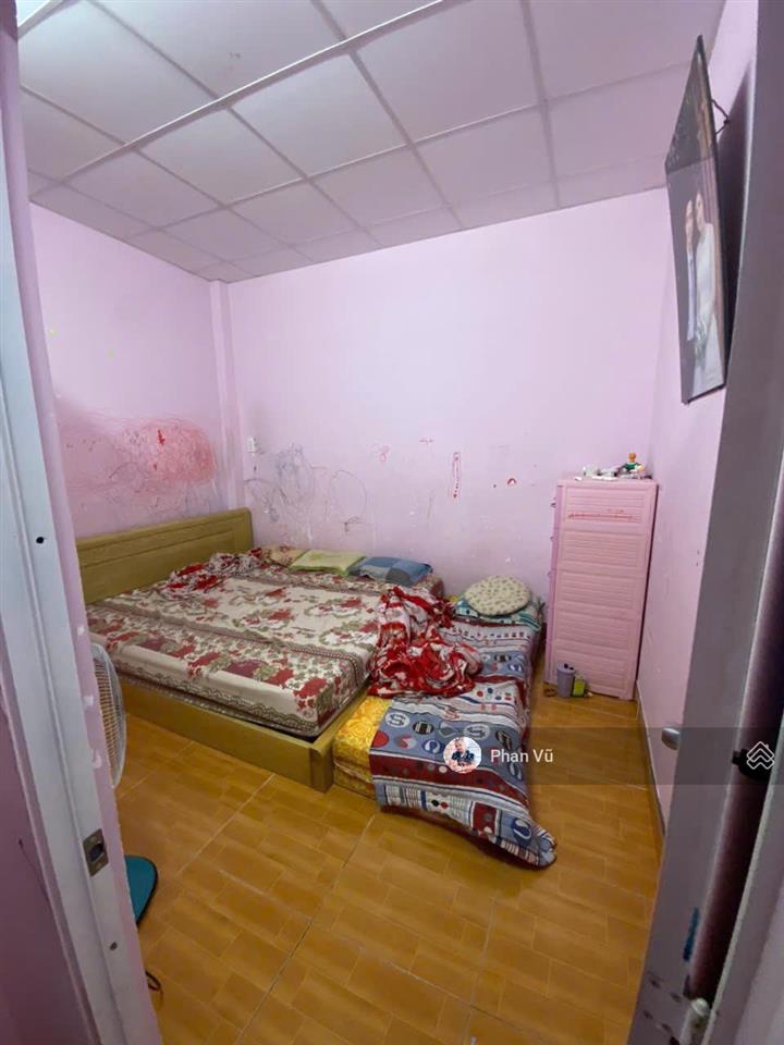 Bán nhà sổ hồng riêng đường phạm hữu lầu, dĩ an, giá siêu hời 1,95 tỷ, 52 m2.  0909 290 ***