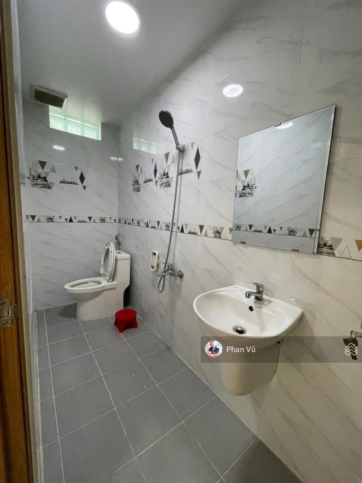 Bán nhà riêng 3 lầu, giá 4,95 tỷ, 74m2 đ, nguyễn đình chiểu, đông hòa, dĩ an,  0909 290 ***