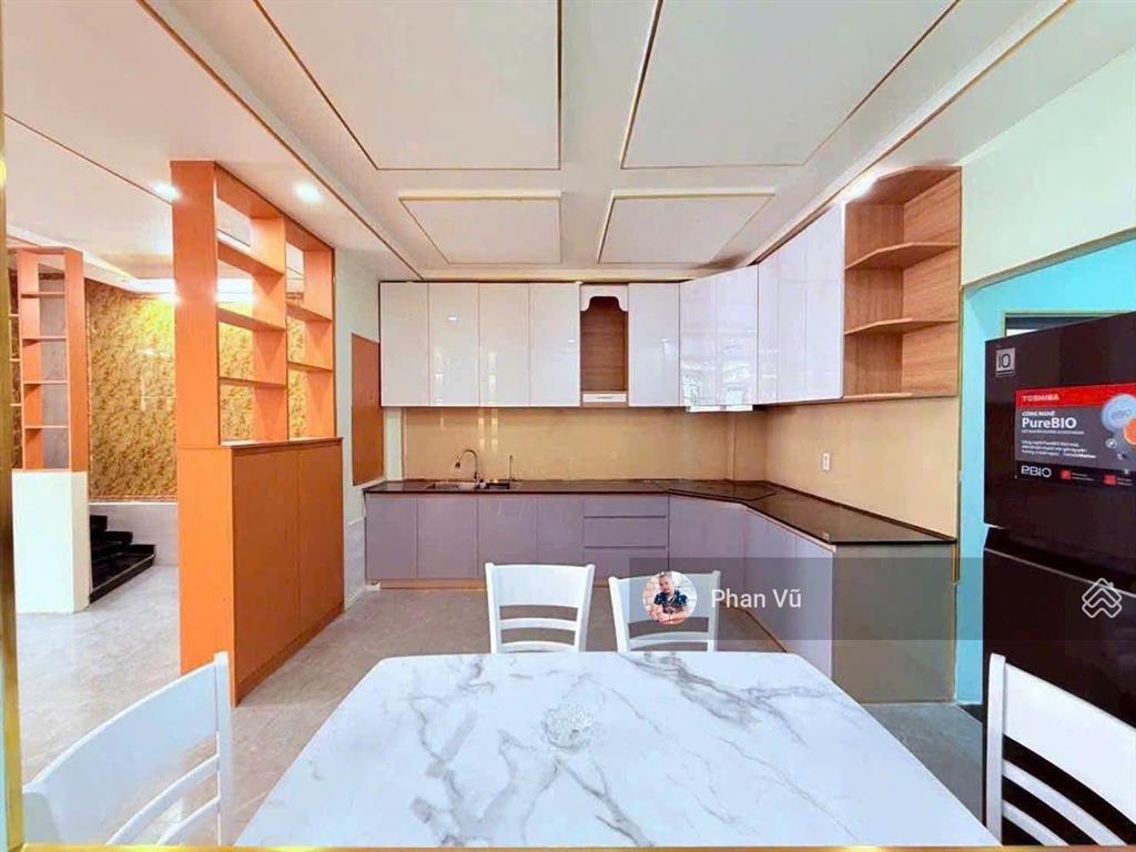 Giảm sốc 1 tỷ chỉ còn 6,9 tỷ! nhà mặt tiền kinh doanh.  0909 290 ***