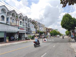 Bán nhà hoàn công 4 lầu đông hòa, dĩ an, giá 5,1 tỷ, 72m2.  0909 290 ***