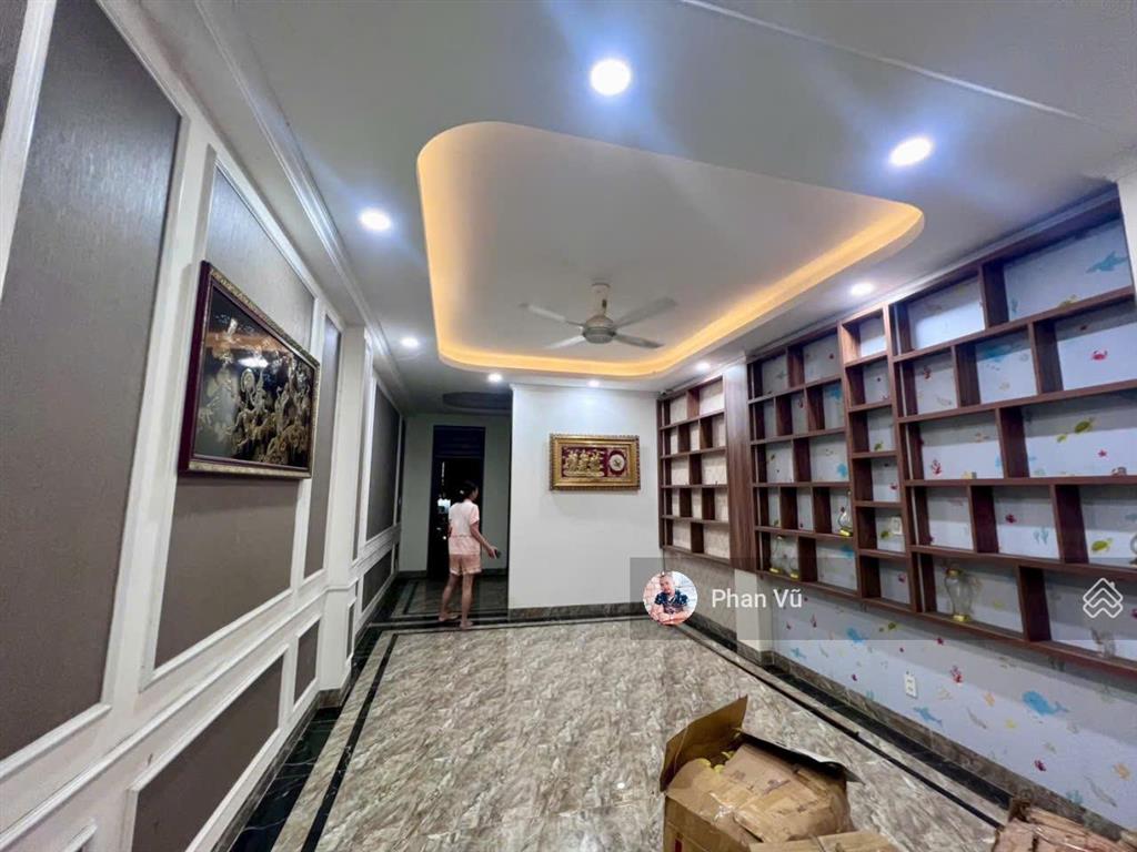 Bán nhà hoàn công 4 lầu đông hòa, dĩ an, giá 5,1 tỷ, 72m2.  0909 290 ***